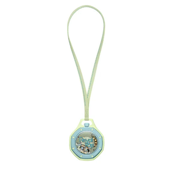 Blaue Acht Swatch X AP Royal POP
