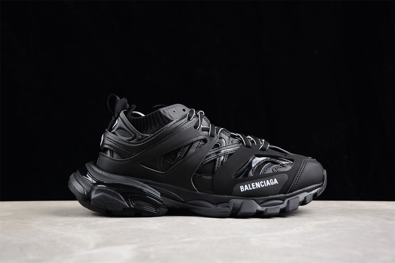 Black Track Runners