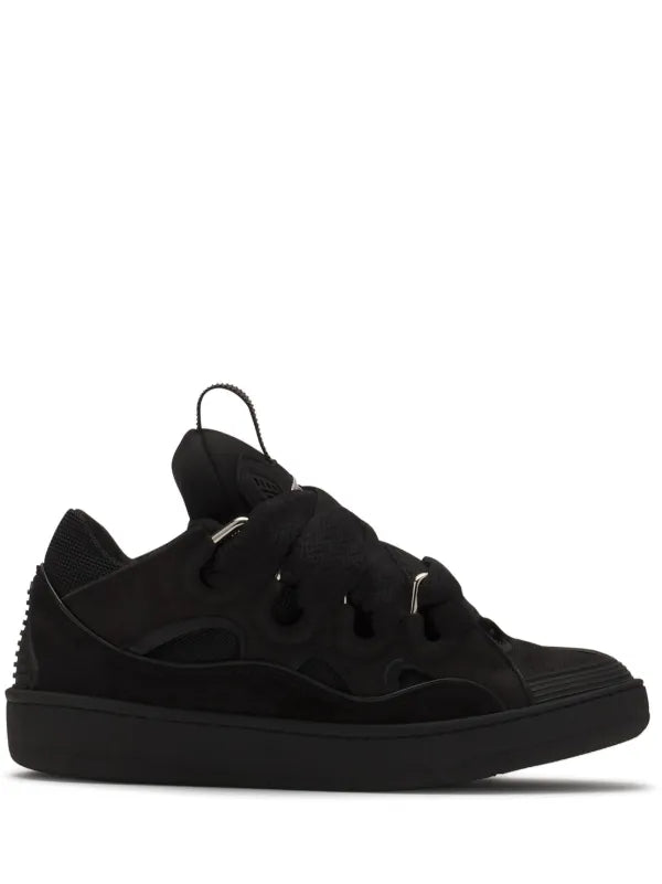 Triple Black - Curb Sneakers