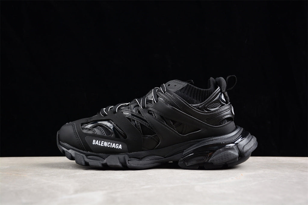 Black Track Runners
