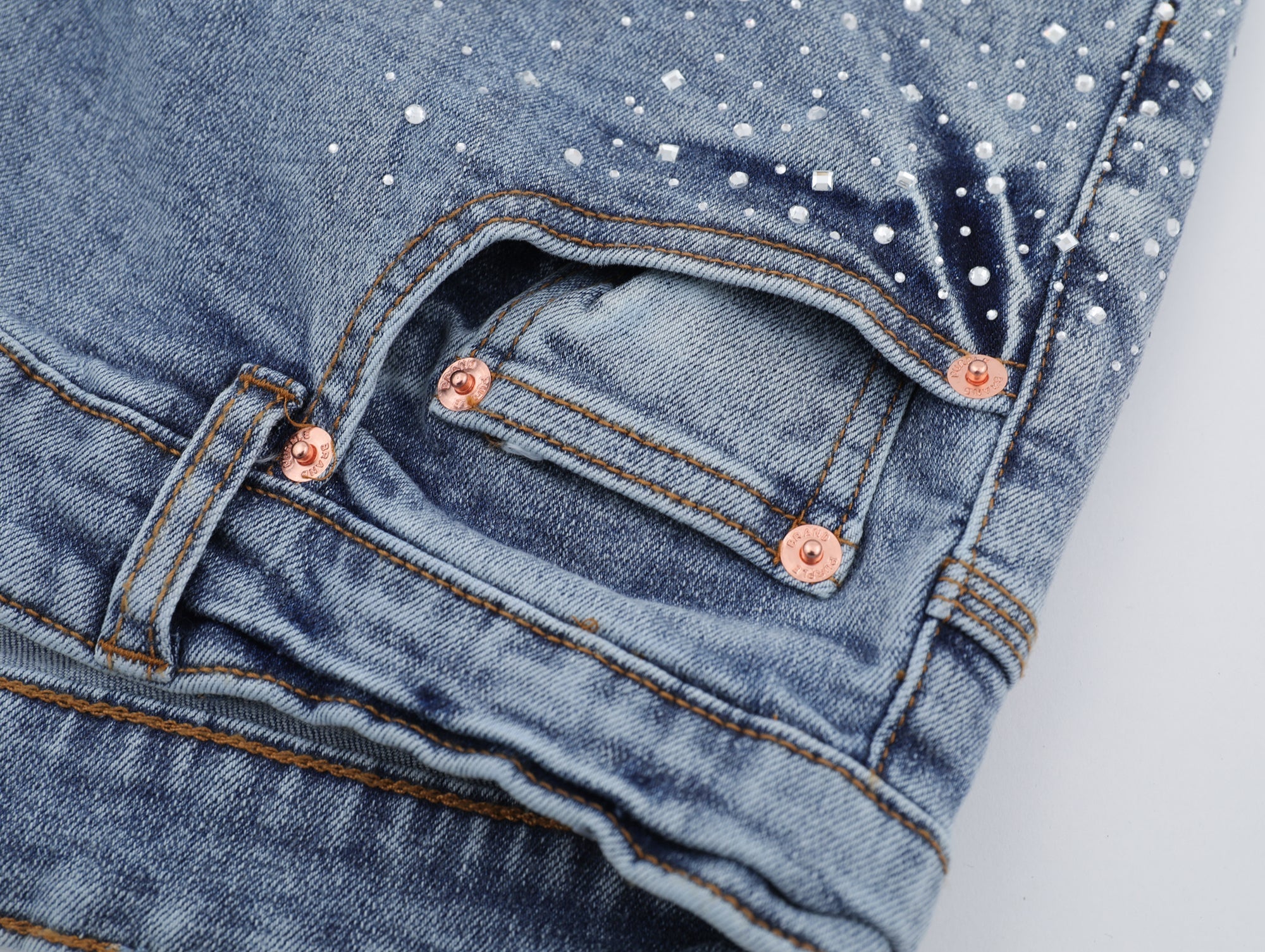 P136 VVS Denim