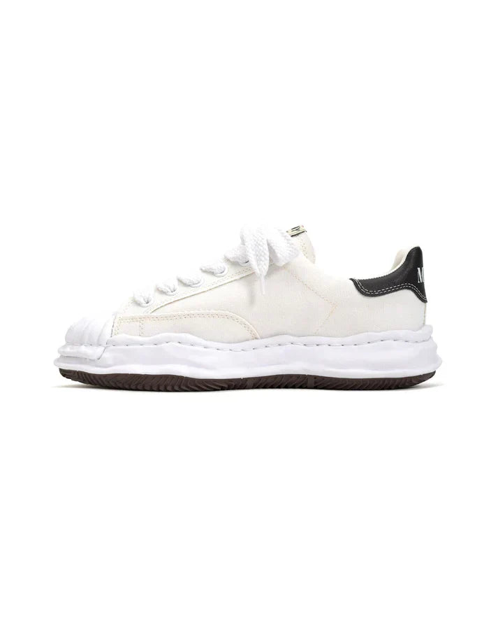 "Maison" White MMY Shoes