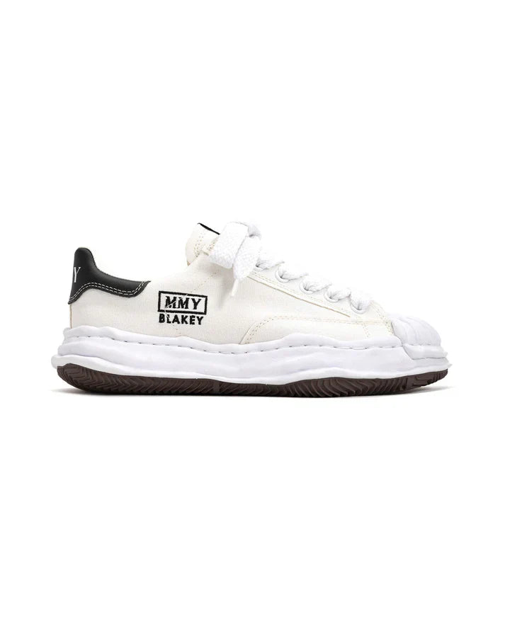 "Maison" White MMY Shoes