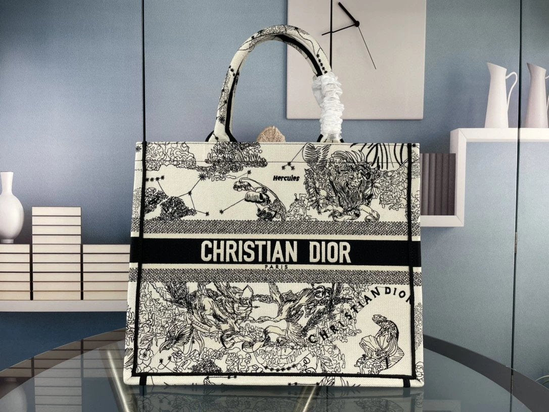 D10R BOOK TOTEs